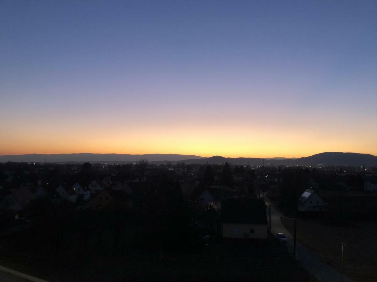 Komfortables Appartement/Garconniere In Graz Fuer Urlaub Und Geschaeftsreisen 外观 照片